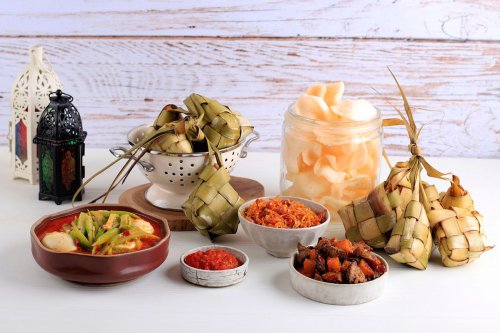 Bosan Opor Ayam? Ini Rekomendasi Makanan Khas Lebaran dari Berbagai Daerah di Indonesia
