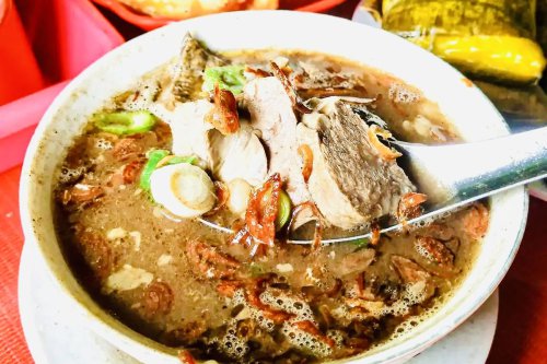 Top 6+ Tempat Makan Legendaris di Makassar yang Wajib Dicoba