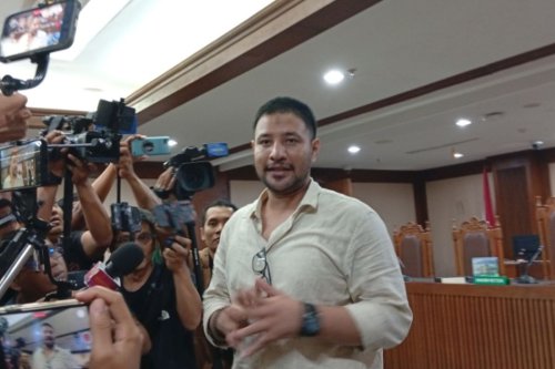Ammar Zoni vs Polisi di Sidang Narkoba, Adu Klaim Dugaan Kekerasan
