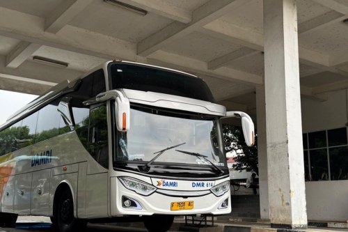 DAMRI Hadirkan Bus Khusus Pedagang dan Petani