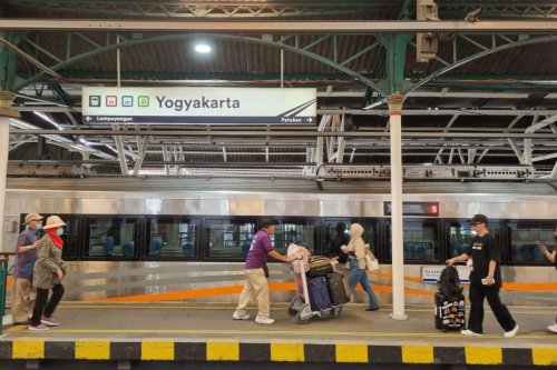 Ketinggalan Jadwal KRL Jogja&ndash;Solo? Ini Daftar Kereta Go Show dengan Tarif Khusus Mulai Rp 45.000