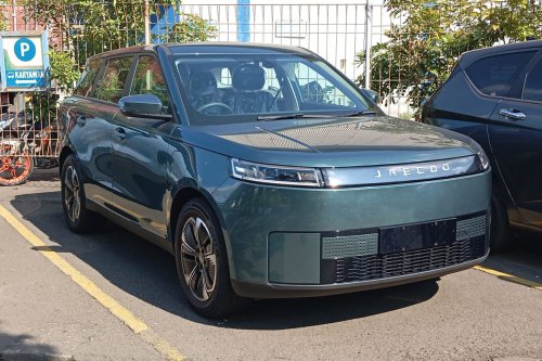 Jaecoo, Jaecoo J5, mobil listrik, kendaraan listrik, J5 EV, jaecoo j5 bev, Jaecoo Indonesia Jawab Kemunculan J5 di Bekasi, Kode untuk GIIAS 2025?