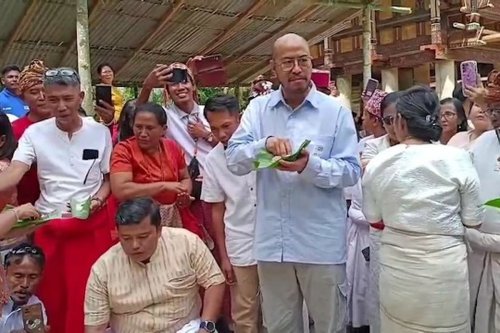 Pandji Pragiwaksono Jalani Sidang Adat dan Ritual di Toraja, Akhiri Polemik Materi Stand Up