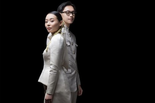 Brandon Salim, Dhika Himawan, Brandon Salim Dhika Himawan menikah, pernikahan brandon salim, brandon salim sudah menikah, busana pernikahan brandon salim, busana pernikahan dhika himawan, busana pernikahan Brandon Salim dan Dhika Himawan, Intip Busana Pernikahan Brandon Salim dan Dhika Himawan, Bergaya Elegan Vintage