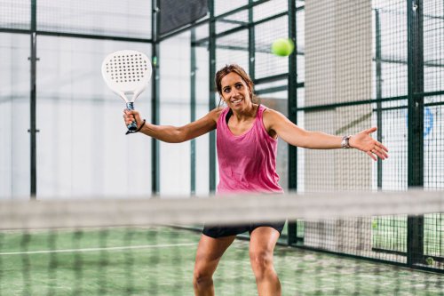 Top 6+ Alasan Olahraga Padel Banyak Diminati, Termasuk Tekniknya yang Mudah