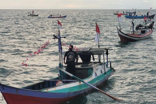 Kisah Pilu Keluarga Nelayan Rohil, Sang Suami Ditahan di Malaysia, Anak-Anak Menunggu di Rumah