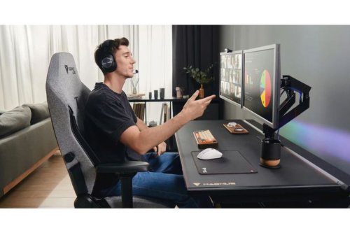 Duduk Seharian Saat WFH? Ini Cara Melindungi Punggung dari Risiko Low Back Pain