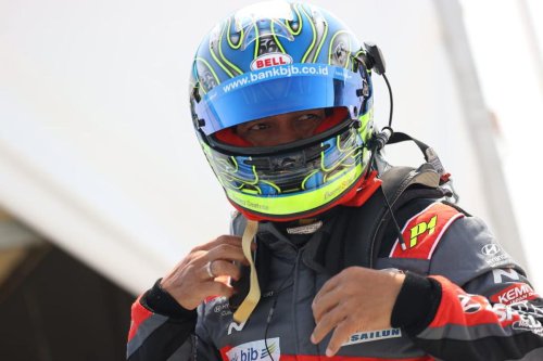 Benny Santoso Juara TCR Asia Seri 1 di Shanghai, Memimpin Klasemen