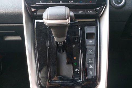 mobil hybrid, transmisi, transmisi otomatis, Transmisi, Mobil Hybrid, Transmisi otomatis, transmisi matik, Mobil Konvensional, Biaya Perbaikan Transmisi Mobil Hybrid Lebih Mahal dari Konvensional