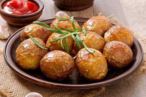 Resep Kentang Panggang Air Fryer, Masak Praktis Pakai 4 Bahan