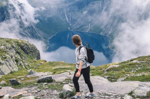 Top 5+ Negara Terbaik untuk Solo Traveler Wanita 2026