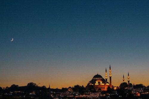Kapan Malam Lailatul Qadar 2026? Berikut Perkiraan Tanggalnya