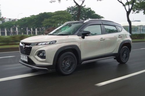 ADAS, Sensor, pengereman, tabrakan, Suzuki Fronx, Mengenal Teknologi DSBS II di Suzuki Fronx Varian Tertinggi