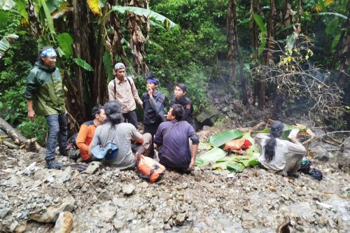 Bukit Mongkrang, Wanadri, Mongkrang, Analisis Wanadri soal Akhir Langkah Yazid di Bukit Mongkrang, dari Jalan Pintas ke Aliran Sungai