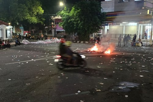 Massa Kecewa dan Bubarkan Diri, Mosi Tidak Percaya untuk DPRD, DPRD: Pemakzulan Sudewo Tak Bisa Diproses, Permintaan Maaf DPRD Pati, Bupati Pati Sudewo Batal Dimakzulkan, Pendemo: DPRD Pengkhianat Rakyat