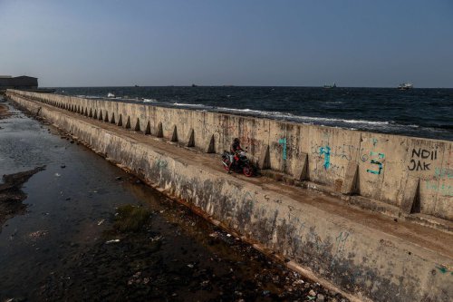 Kontroversi Tanggul Laut Pantura Rp 1,28 Kuadriliun, Pengamat Sebut Pulau Jawa Bisa Rusak