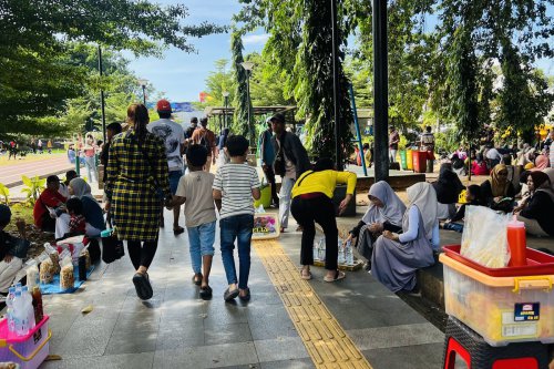 1. Bogor, cocok untuk aktivitas&nbsp;outdoor&nbsp;  , 2. Bandung, cocok untuk&nbsp;staycation&nbsp;dan wisata kuliner, 3. Yogyakarta, destinasi wisata seni dan budaya, 4. Surabaya, wisata sejarah sampai kuliner, 5.&nbsp;Batu, Malang, kombinasi wisata lengkap, Ide 5 Destinasi Wisata Keluarga Saat Libur Sekolah 2026, Wajib Catat