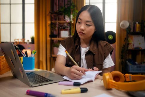 Tahun ajaran baru, tahun ajaran baru, Mengelola keuangan keluarga, Tahun Ajaran Baru, mengelola keuangan anak, tahun ajaran baru tak harus barang baru, menghemat di tahun ajaran baru, Tahun Ajaran Baru Tak Harus Perlengkapan Sekolah Serba Baru