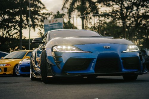 Pilih Lampu Mobil: Kuning vs Putih, Mana yang Lebih Aman?