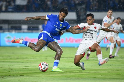 Persib, Dewa United, Super League 2025-2026, Dewa United vs Persib, Jan Olde Riekerink, Persib Bandung, Bojan Hodak, Link Live Streaming Dewa United Vs Persib, Jan Olde Riekerink Bedah Kekuatan Maung