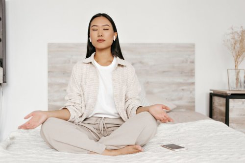 Top 5+ Teknik Meditasi Pagi untuk Mengatasi Stres, Sudah Coba?