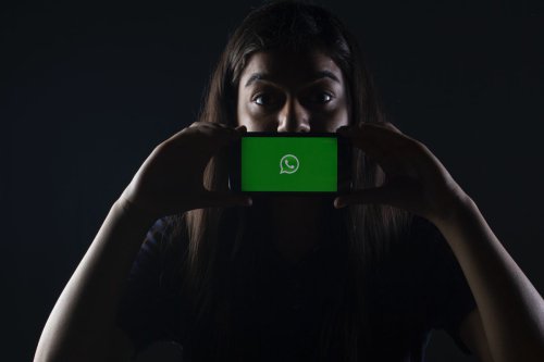 Perbedaan WhatsApp GB dan WhatsApp Resmi yang Perlu Diketahui