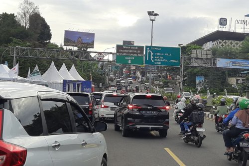 macet, Mudik Lebaran, Puncak Bogor, mudik, jalur alternatif, Lebaran 2025, Kawasan Puncak Bogor Macet Parah, Ini Jalur Alternatifnya