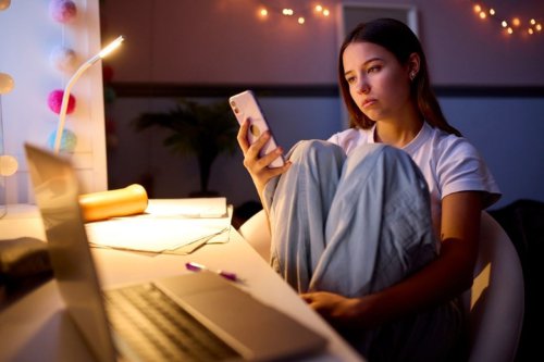 kesehatan mental, mindfulness, kesehatan mental remaja, remaja Indonesia, Remaja Sering Lelah Mental, Ini Tips Meditasi dari Psikolog