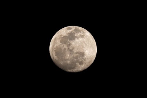 Wolf Moon Akan Hiasi Langit 3&ndash;4 Januari 2026, Catat Waktu Pengamatannya