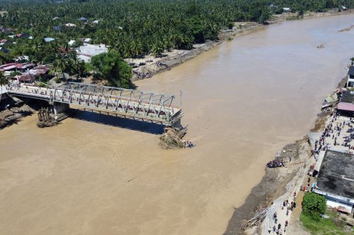 Update Banjir Sumut: 166 Orang Meninggal, 143 Hilang, Akses Sibolga Masih Terputus