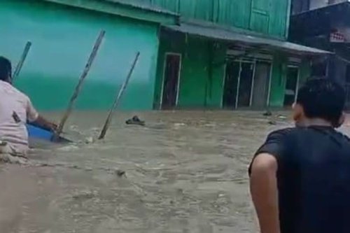 Banjir Terjang 4 Desa di Donggala Sulteng: 3 Rumah Hanyut, 1 Jembatan Putus