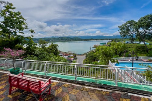 Bukit Sidoguro, Klaten, Wisata Klaten, Bukit Sidoguro Klaten, Indahnya Danau Rawa Jombor dari Ketinggian di Bukit Sidoguro, Klaten