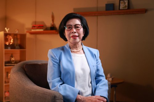 Belajar tanpa gengsi di tengah arus digital, Percaya diri dan berkontribusi dimanapun, Mengenali dan mengembangkan kemampuan diri, Menghargai hal sederhana yang ditekuni, Hari ibu sebagai momentum belajar sepanjang hayat, Yani Panigoro Ajak Para Ibu Terus Belajar dan Percaya Diri