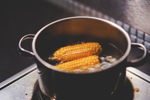 Cara Merebus Jagung agar Cepat Empuk, Cukup Tambah Bahan Dapur Ini