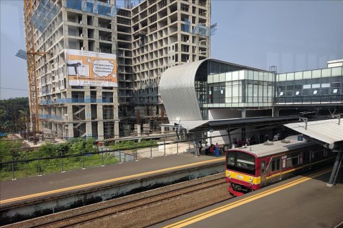 Jadwal KRL Cisauk-Tanah Abang Hari Ini, Paling Pagi dan Paling Malam