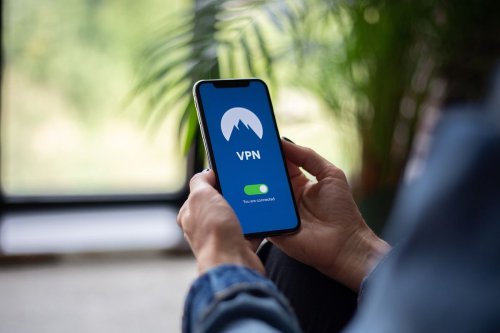 1. Proton VPN, 2. VeePN, 3. Urban VPN, 4. Turbo VPN, 5. Windscribe VPN, Top 5+ VPN Gratis buat Mengakses Google Veo 3 untuk Bikin Video AI dari Teks