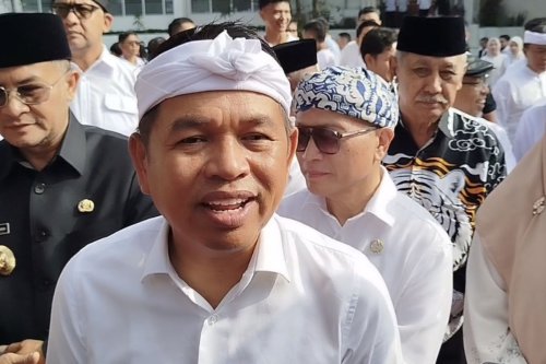Dikritik Soal Infrastruktur Jalan Berlumpur, Dedi Mulyadi Ungkap Fakta Sebenarnya