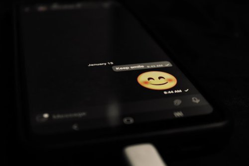 Top 5+ Tips Mengatur Grup WhatsApp Keluarga agar Tidak Penuh Pesan Spam