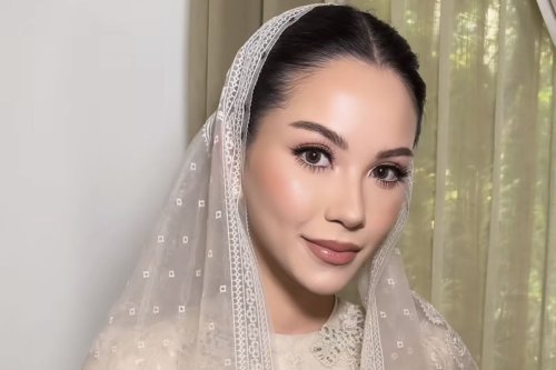 Alyssa Daguise, Pernikahan Al Ghazali Alyssa Daguise, Alyssa Daguise Al Ghazali menikah, pengajian pernikahan alyssa daguise dan al ghazali, gaya alyssa daguise di pengajian pernikahannya, Gaya Elegan Alyssa Daguise Saat Pengajian Jelang Hari Pernikahan