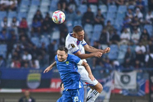 Persib, Piala Presiden 2025, Port FC, Persib Bandung, Bojan Hodak, Saddil Ramdani, persib bandung vs port fc, Bojan Hodak Tak Senang, Pemain Persib Cedera Lagi di Piala Presiden