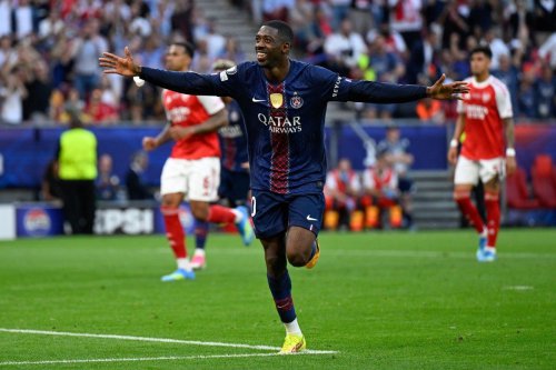 PSG Samai Rekor Liga Champions Barcelona dari Era Patrick Kluivert