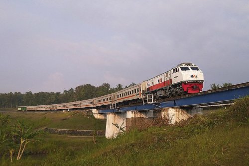 Jadwal KA Kahuripan Blitar-Bandung Januari 2026, Cek Rute dan Waktu Tempuh