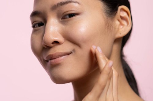 kolagen, hyaluronic acid, penuaan kulit, Kolagen Vs Hyaluronic Acid, Mana yang Lebih Penting Mencegah Penuaan Kulit?
