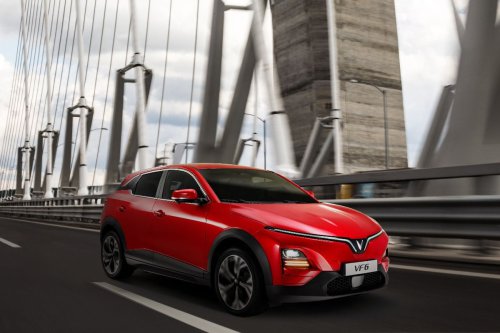Perbandingan VinFast VF 6 dan MG ZS EV: Siapa yang Unggul?