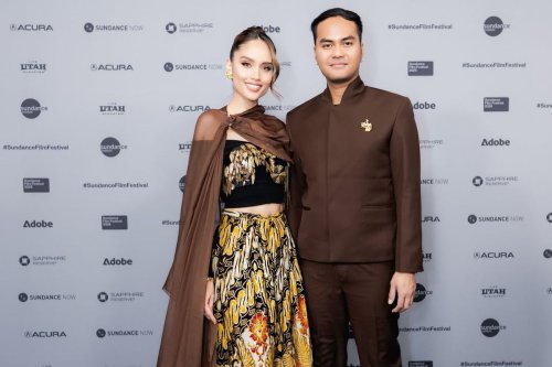 Top 5+ Detail Gaya Cinta Laura di Sundance Festival 2026, Kenakan Busana Batik