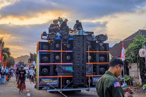 Abaikan Imbauan Polda Jatim, Festival Sound Horeg Tetap Digelar di Malang, Bayi dan Lansia Disuruh Ngungsi
