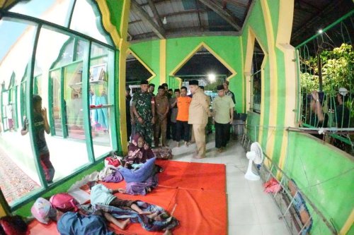 Update Banjir Makassar: Pengungsi Bertambah Jadi 878 Jiwa