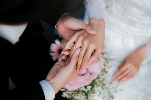 3 Kesalahan Saat Membeli Cincin Tunangan, Terlalu Fokus pada Tren