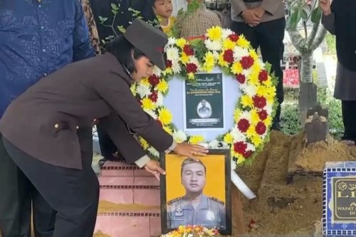 Sosok Bripda Tri Irwansyah: Korban Banjir Sumbar Saat Bertugas, Kapolri Beri Kenaikan Pangkat Anumerta
