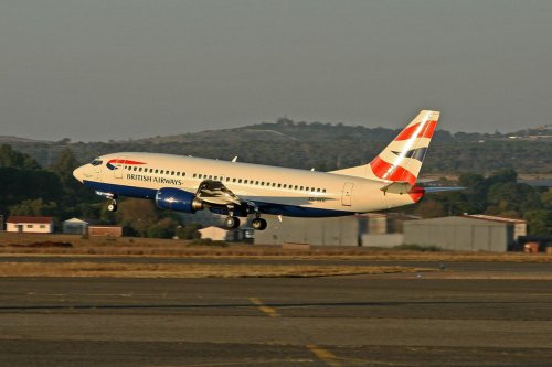 cuaca ekstrem, British Airways, penumpang pesawat, bandara Italia, berat pesawat, Akibat Batas Berat Pesawat, 20 Penumpang British Airways Diturunkan di Italia